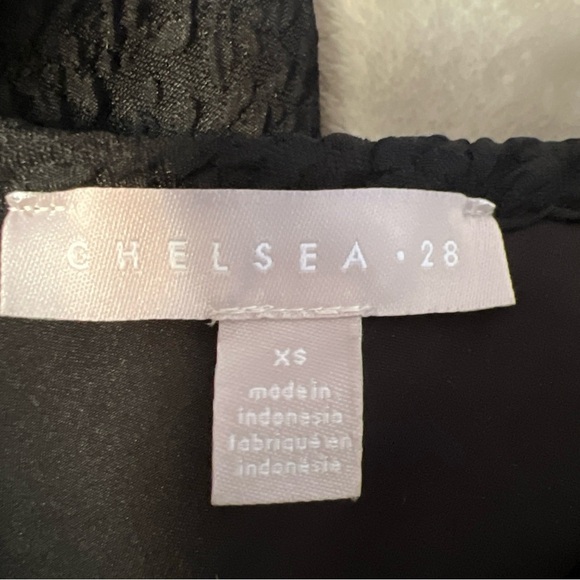 Chelsea28 Black Ruffle Neckline A-line Midi Dress Size XS Elastic Waist V-back - Picture 7 of 12